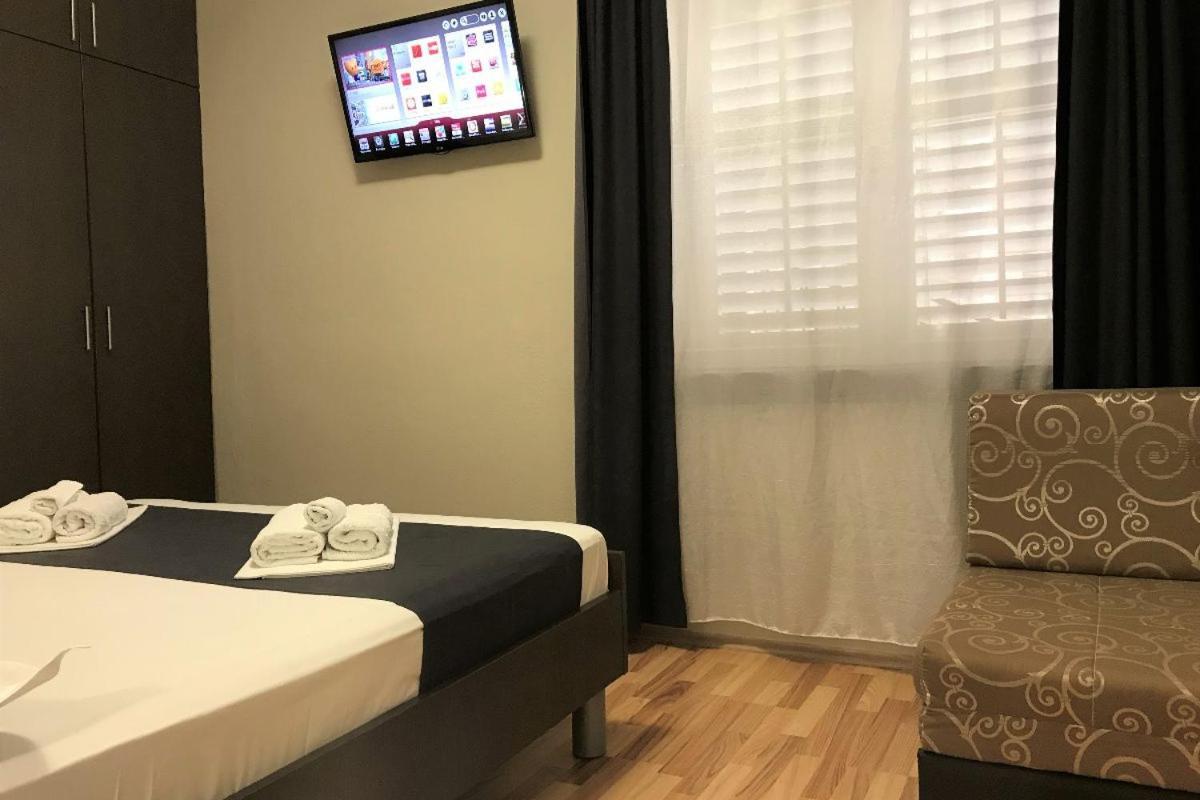Berulia Rooms Brela Exterior photo